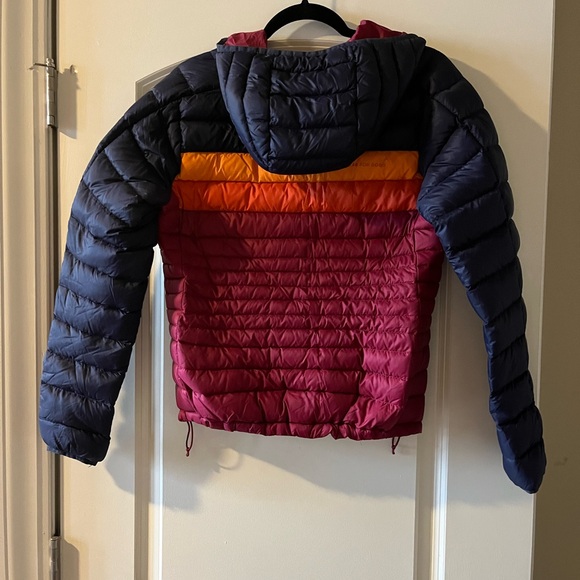 Cotopaxi Women's Fuego Hooded Down Jacket - Picture 5 of 6